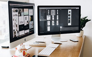 张嘉倪脱掉“战靴”：她的光脚，是成年人最体面的休战