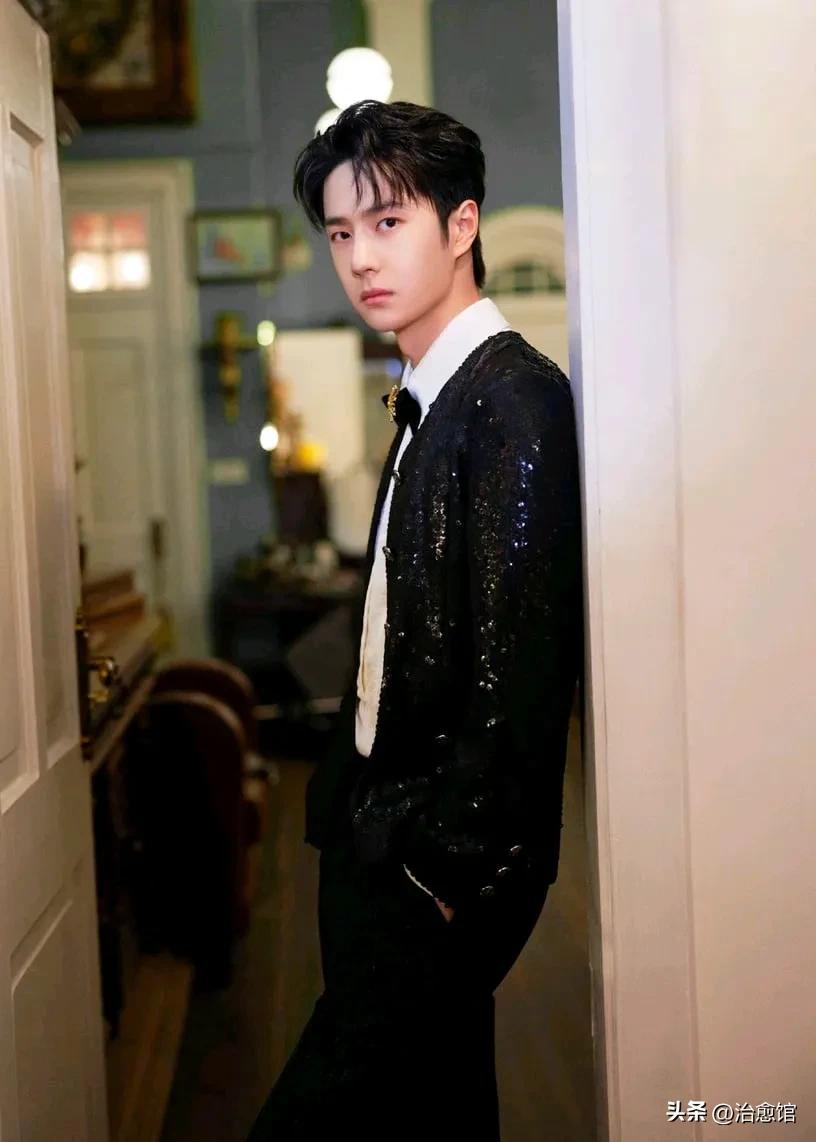 2022年娱乐圈热搜榜Top10_今日排行榜明星热点榜,_明星年度热搜榜前十名